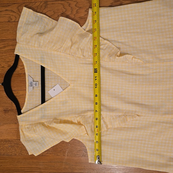 CROFT & BARROW WOMENS YELOW & WHITE GINGHAM TOP WITH RUFFLED SLEEVES SIZE LARGE - Picture 13 of 16